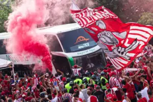 Náutico faz promoção para lotar Aflitos em rodada decisiva da Série C