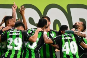 América-MG x Vila Nova - Onde assistir, horário e escalações!