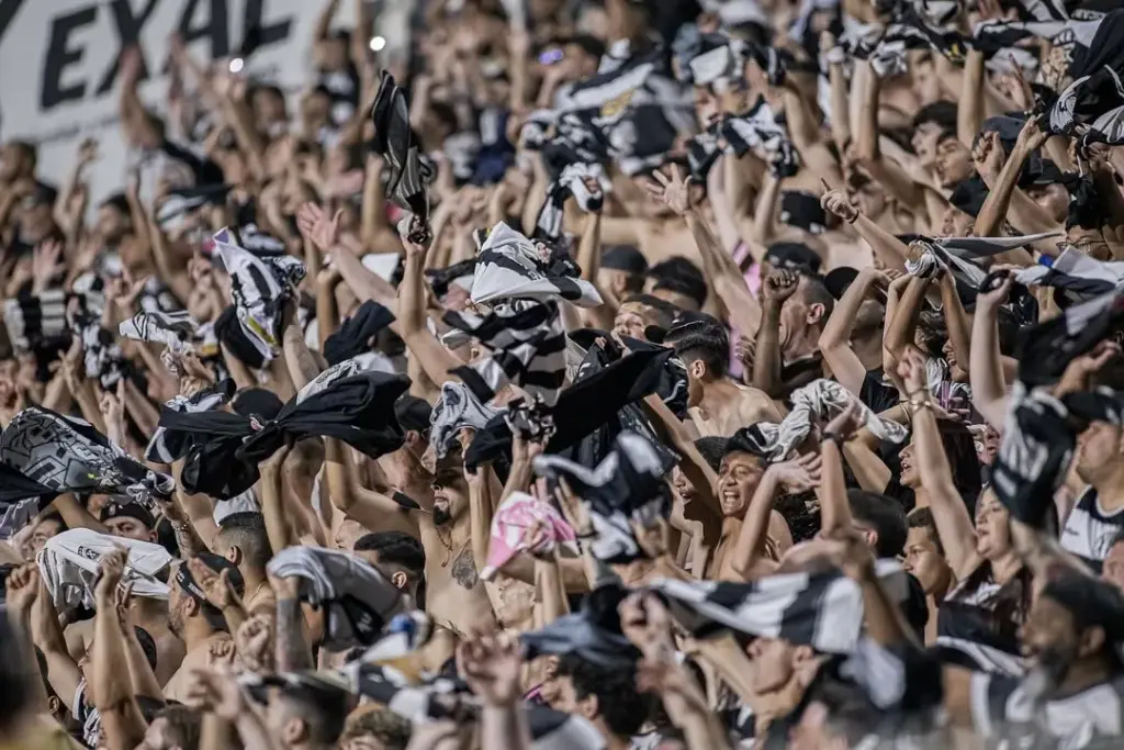 Volante avalia derrota para Primavera e crê na reversão e título no Barão (Foto: Mariana Kasten/XV)