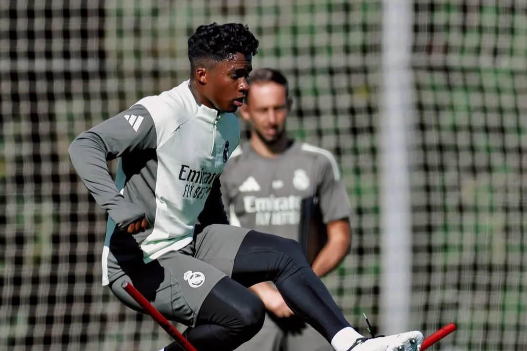 Endrick busca espaço no Real Madrid em meio a sondagens
