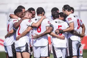 Mesmo com vitória, lateral pede cautela ao Primavera para o segundo jogo