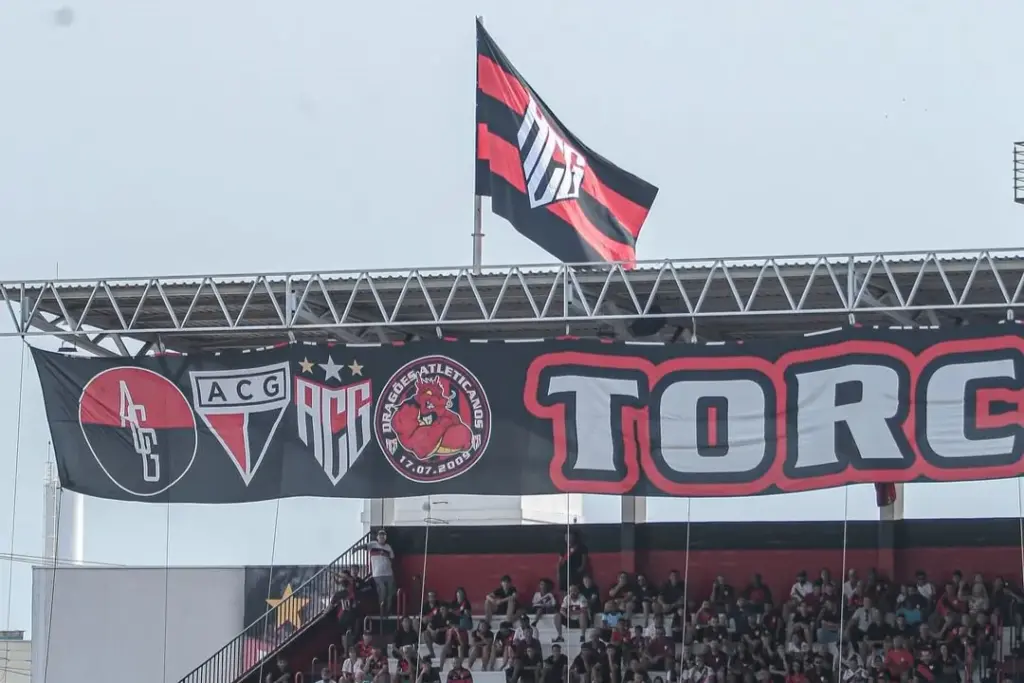 Atlético-GO x Paysandu - Onde assistir e escalações! 2 Atlético-GO x Paysandu - Onde assistir e escalações! (Foto: Bruno Corsino)