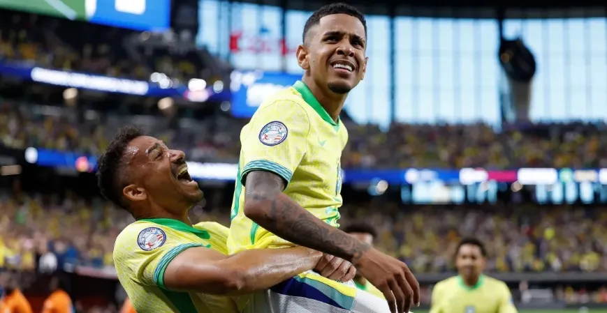 Jogador da Seleção Brasileira renova com o Manchester City após proposta milionária de rival