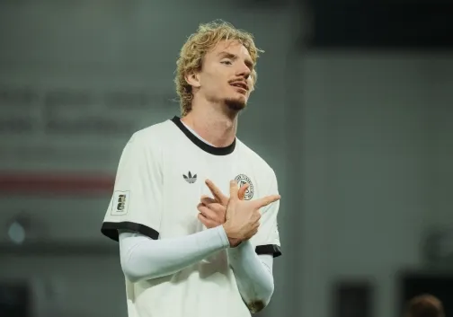 Alemanha vence, mas ainda não garante vaga na Copa