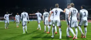 Inglaterra goleia e é primeira europeia na Copa do Mundo; Portugal vacila e adia classificação