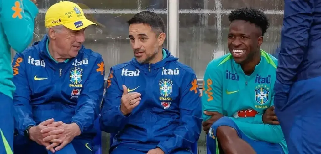 Ancelotti comanda primeiro treino da seleção para os amistosos