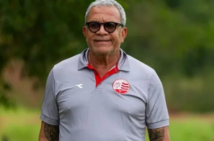 Hélio dos Anjos alerta para as dificuldades da Série B