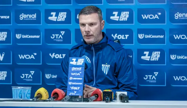 Tecnico do Avai exalta entrega do elenco em empate