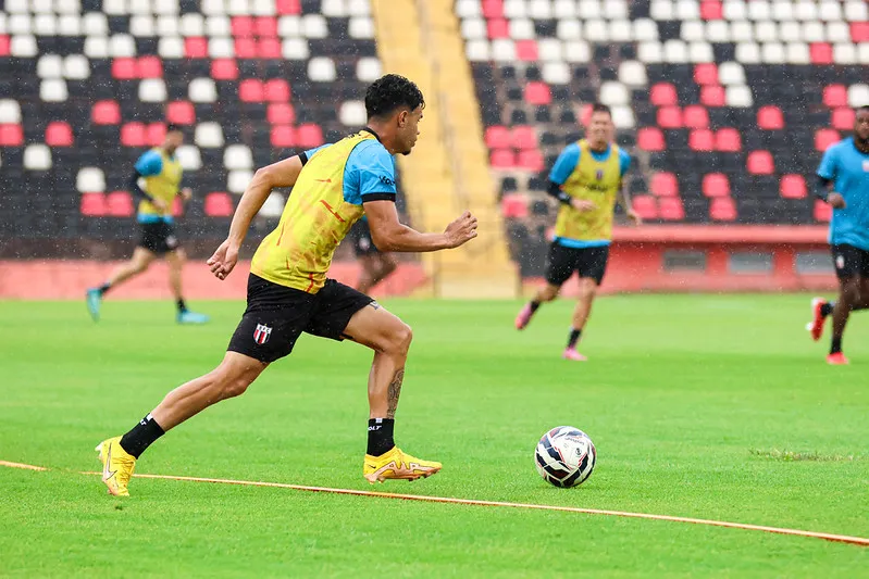 Tecnico do Botafogo SP destaca evolucao Serie B 4