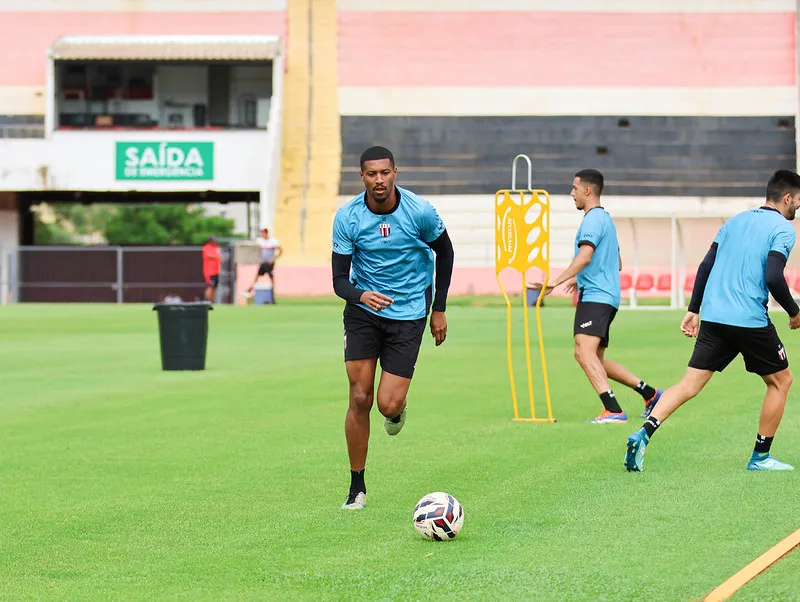 Tecnico do Botafogo SP destaca evolucao Serie B 6
