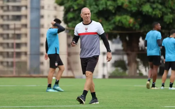 Técnico do Botafogo-SP celebra evolução e projeta reta final da Série B