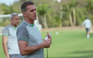 Série B: Técnico do Goiás culpa cansaço em derrota para o CRB