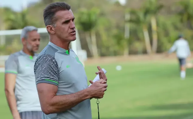 Série B: Técnico do Goiás culpa cansaço em derrota para o CRB