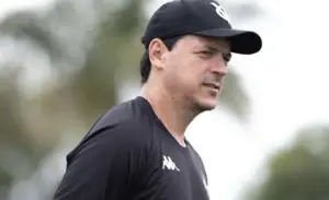 Vasco enfrenta o São Paulo em busca de quinta vitória seguida no Brasileirão