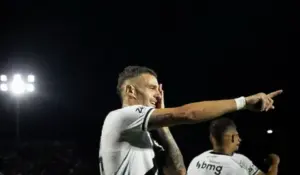 Red Bull Bragantino 0 x 3 Vasco - Vegetti brilha e Cruzmaltino embala no Brasileirão