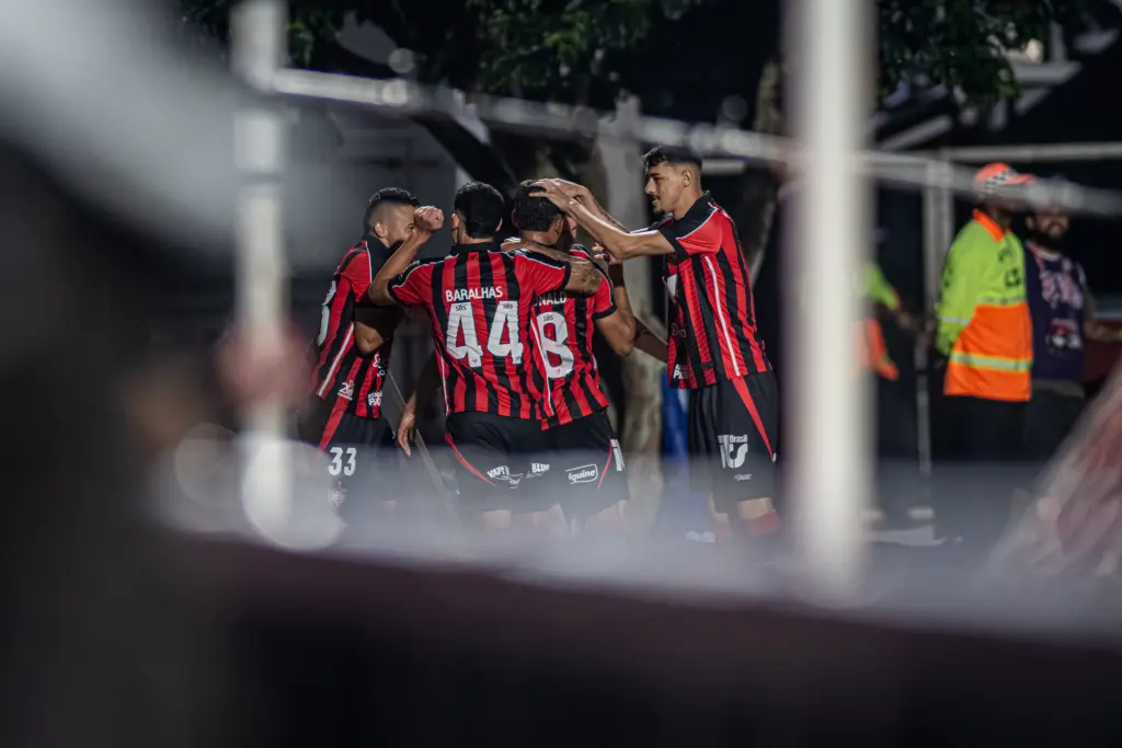 Vitória terá desfalques e se prepara para a 31ª rodada do Brasileirão 2 Vitória terá desfalques e se prepara para a 31ª rodada do Brasileirão (Foto: Victor Ferreira/ECV)