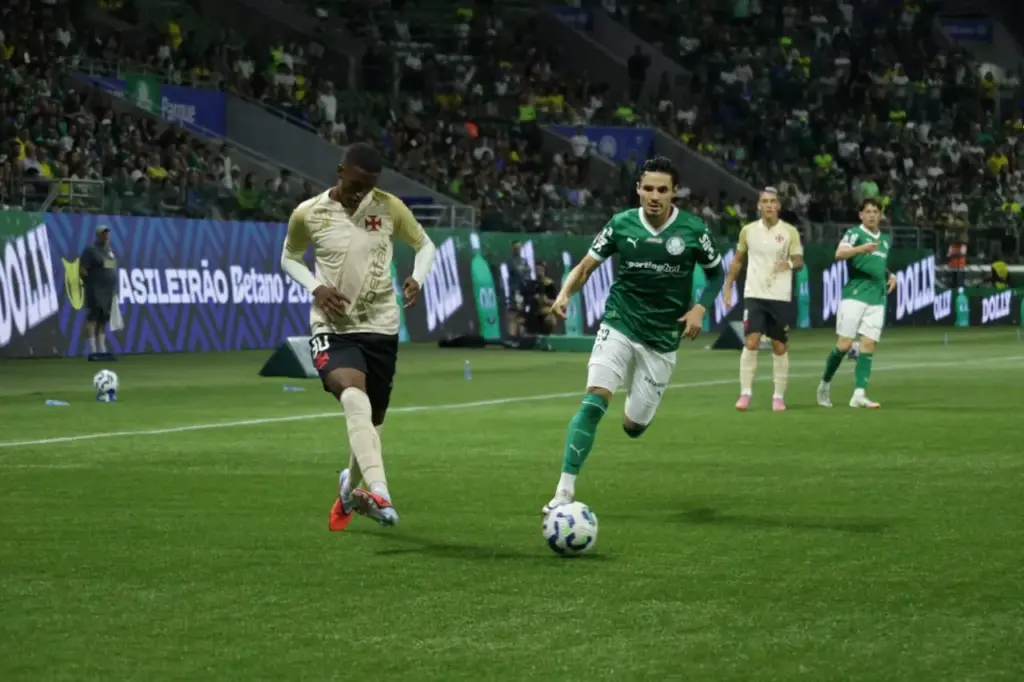 Veja a sequência de três gols do Palmeiras sobre o Vasco ! 7 WhatsApp Image 2025 10 01 at 19.13.20