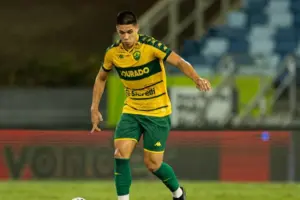 Cuiabá perde Calebe por lesão no joelho e busca recuperação na Série B