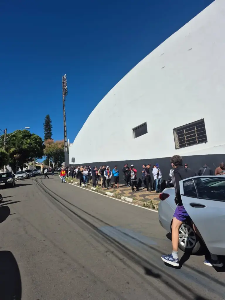 Torcedores da Ponte Preta se revoltam com fim dos ingressos 2 WhatsApp Image 2025 10 21 at 09.38.34