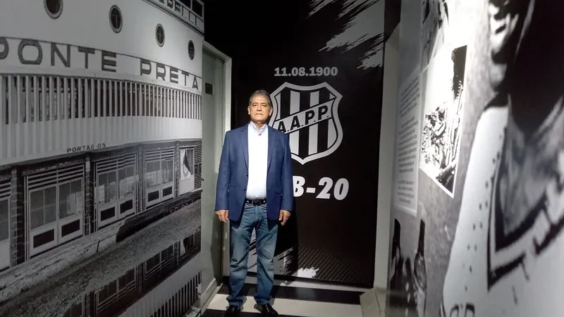 Eberlin, presidente da Ponte Preta