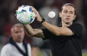 Filipe Luís vê 'vitória simbólica' do Flamengo sobre Racing