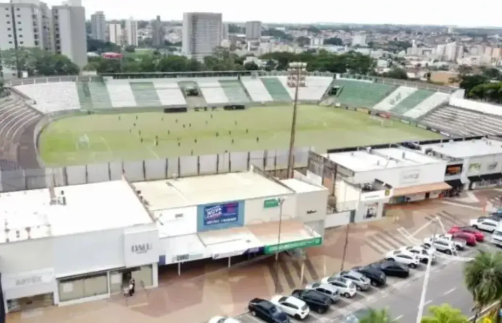 Presidente do Rio Preto e deputado aguardam liberação de bebida alcoólica nos estádios 2 hHcHQXIV image