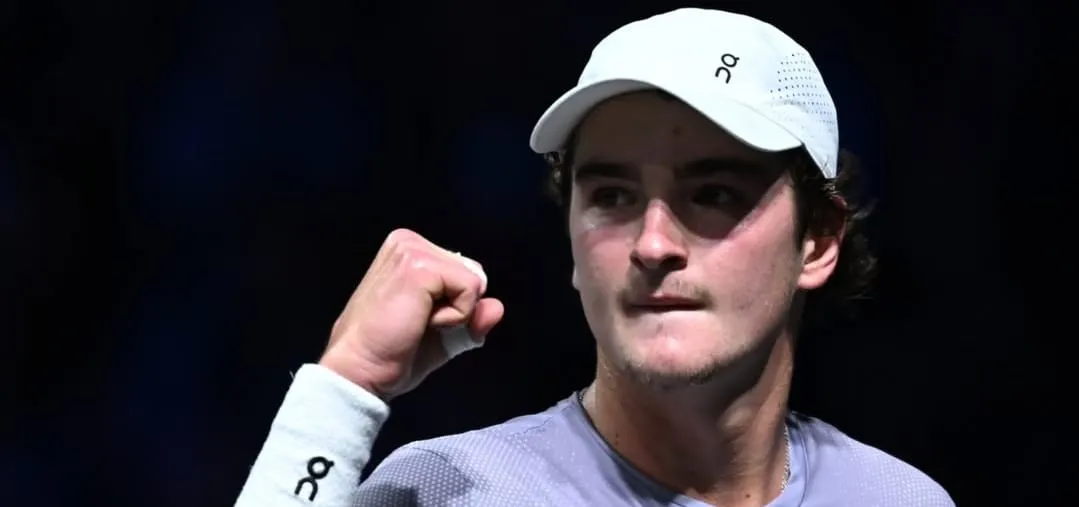 João Fonseca encerra temporada após eliminação no Masters de Paris