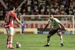 Capitão do Vila Nova avalia empate na Série B: 
