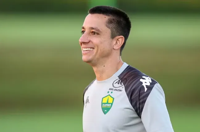 Eduardo Barros conquista empate na Curuzu e emplaca nove jogos de invencibilidade no comando do Cuiabá