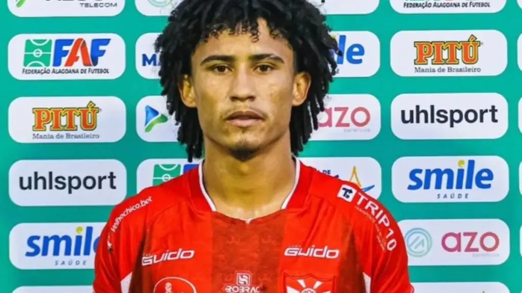 CSA se aproxima de acerto com meia Kayllan para 2026 (Foto: Redes Sociais/Penedense)