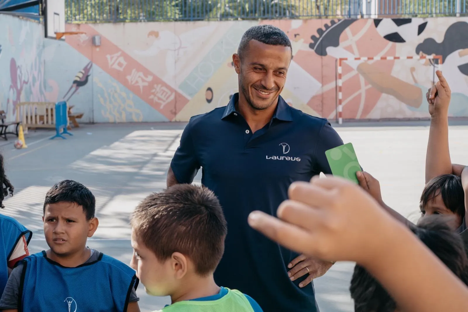 Tribunal rejeita recurso do Barcelona e Flick dá lugar a Thiago Alcântara no clássico espanhol