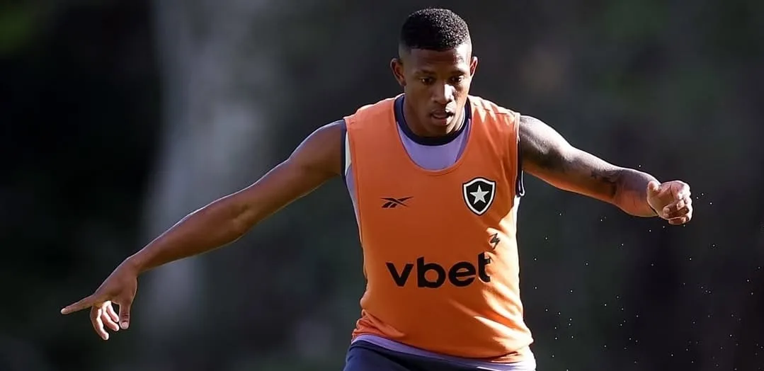 Dupla volta a treinar e fica perto de reforçar o Botafogo no Brasileirão