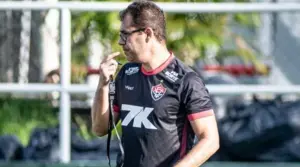 Vitória tem trio suspenso para encarar o Cruzeiro no Brasileirão