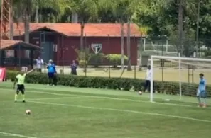 PAULISTA SUB-14: São Paulo vence o Corinthians nos pênaltis e garante vaga na final