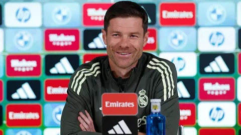 Xabi Alonso evita polêmica com Yamal antes do clássico: ‘Há muitas declarações no Barcelona’