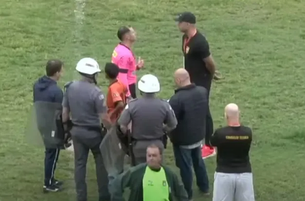 Paulista Sub-12: Torcedora é presa por ato de injúria racial em jogo Manthiqueira x Corinthians