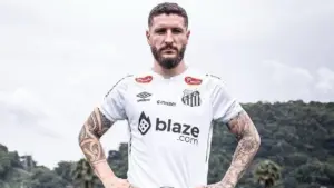 Zé Rafael destaca evolução, projeta clássico com o Corinthians e torce pela volta de Neymar