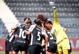 PAULISTÃO FEMININO: Corinthians bate São Paulo e tem vaga garantida na semifinal
