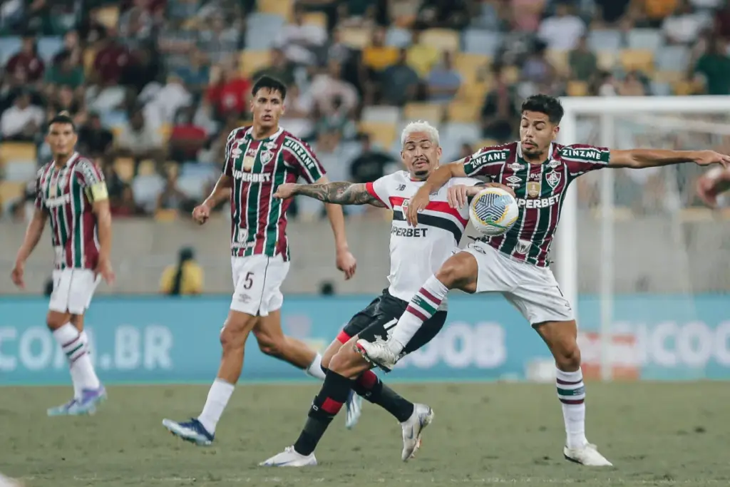 Fluminense x São Paulo – Onde assistir, arbitragem e escalações