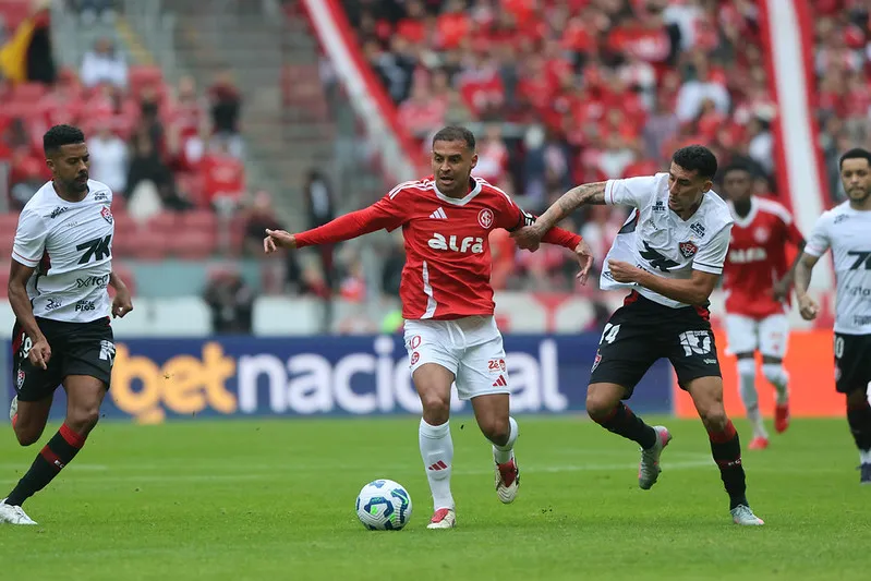 Vitória x Internacional - Onde assistir e escalações! 2 Vitória x Internacional - Onde assistir e escalações! (Foto: Ricardo Duarte / Internacional)