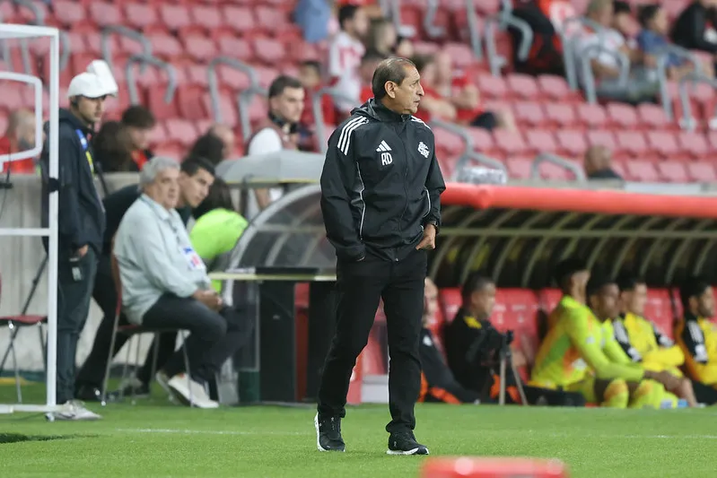 Técnico do Internacional elogia atuação em empate contra o Atlético-MG