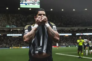 Com Hulk e Vitor Roque, veja a Seleção FI da 32ª rodada do Brasileiro