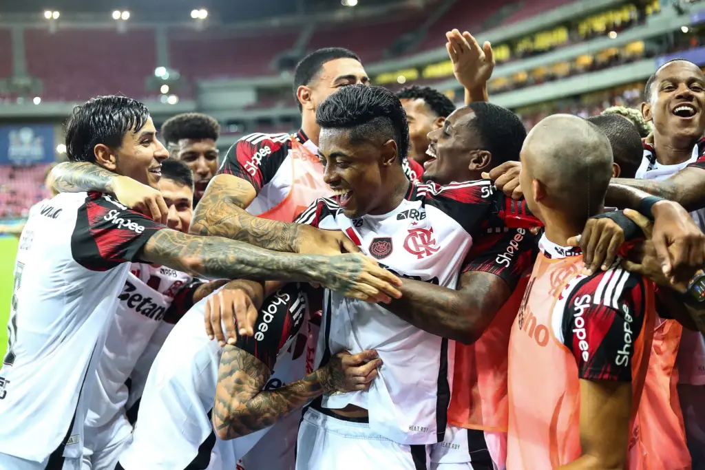 Sport 1 x 5 Flamengo – Mengão atropela no dia do aniversário e sela queda do Leão à Série B