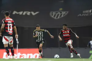 Atlético-MG 1 x 1 Flamengo - Rubro-Negro vê titulo adiado, mas está cada vez mais perto