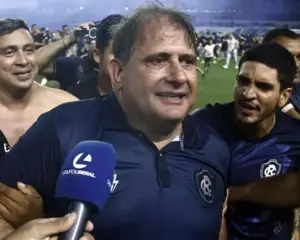 Com grande aproveitamento, Guto Ferreira chega ao seu 5º acesso à elite do Brasileirão