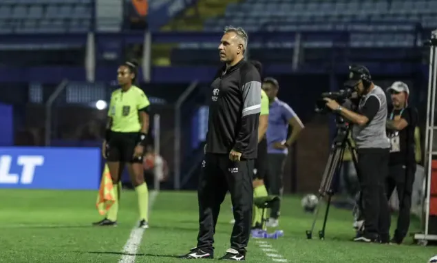 Auxiliar fixo assume Ferroviária até o fim da Série B