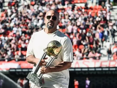 Verón alerta para situação do futebol argentino: 'Chegou ao limite'