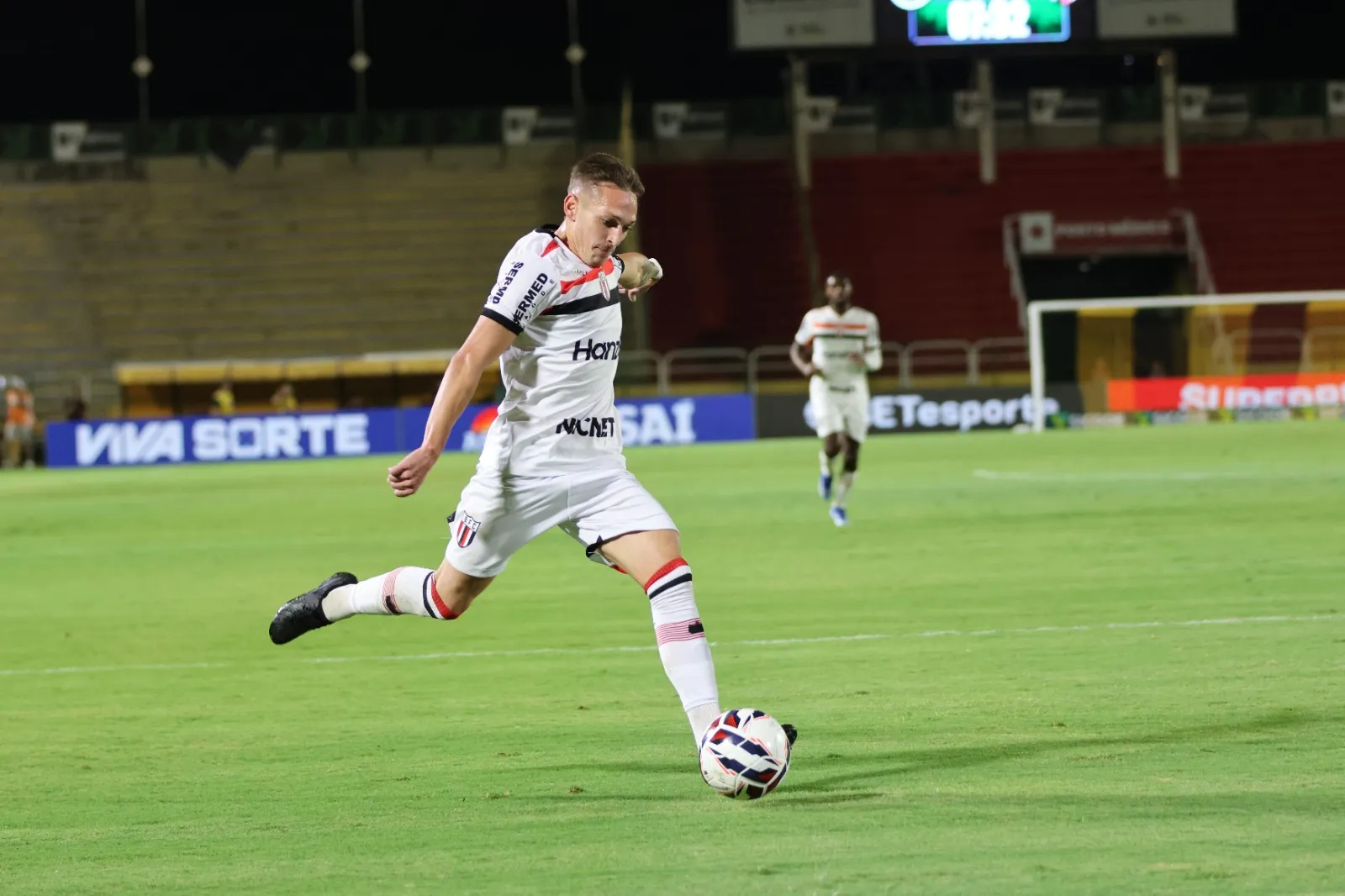Botafogo SP bate Volta Redonda na Serie B 1
