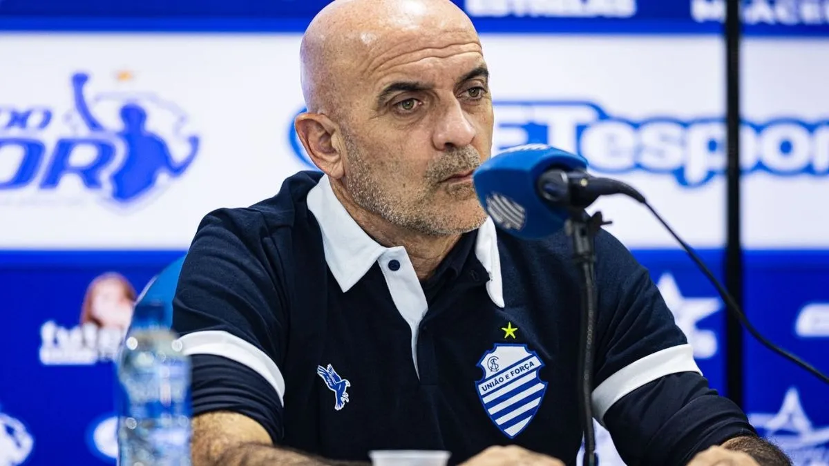 Novo técnico do CSA, Itamar Schülle fala em reconstrução e busca por títulos