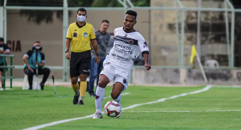 Marília anuncia contratação de atacante revelado pelo Flamengo 2 Luã Lúcio quando defendia o Botafogo-PB — Foto: Guilherme Drovas / Botafogo-PB